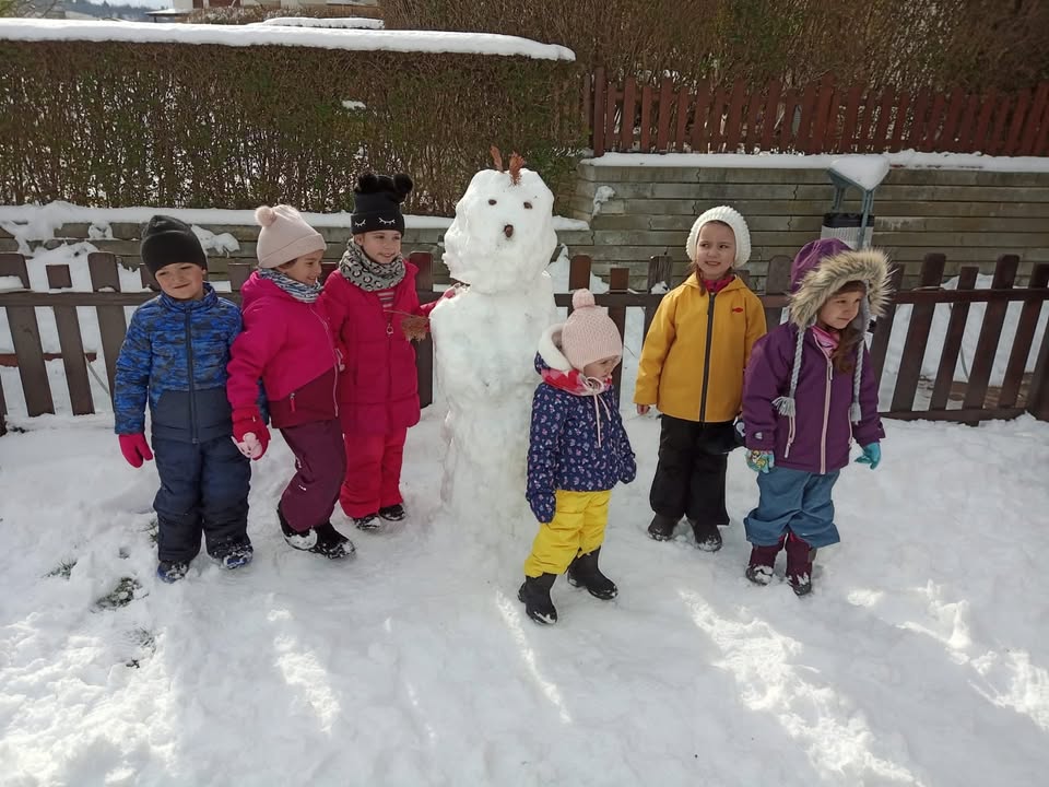 Частна детска градина "Слънчогледи"